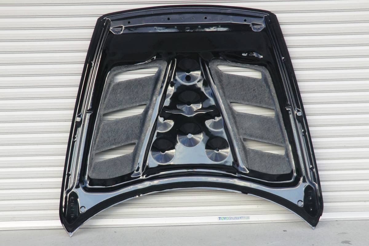 マツダ RX－8用トヨシマクラフト製クーリングカーボンボンネットです